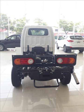 Hyundai hr 2.5 Longo Sem Caçamba 4x2 16v 130cv Tur - Foto 2