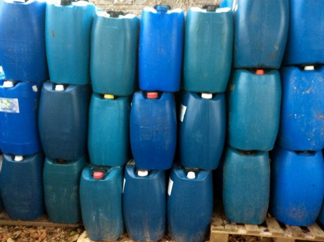 Bombonas Plasticas Usadas 50 litros 7 Reais - Foto 5