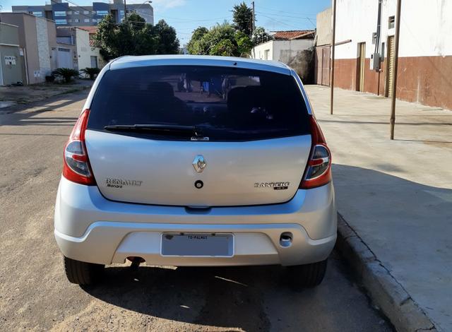 Vende-se Sandero Expression 1.0 16V - Foto 2