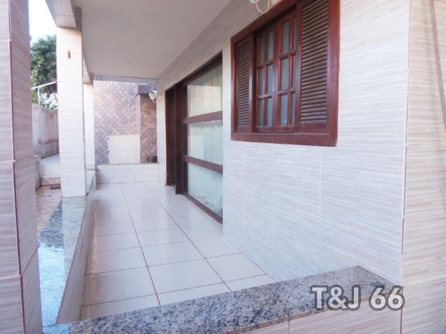 Casa duplex em condomínio com 3 quartos, em frente a Lagoa - Foto 3