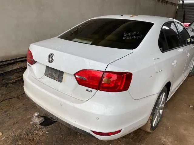 Sucata de Jetta 2.0 2014 para retirada de peças