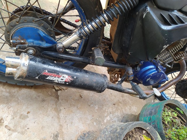 MOTO XT 600