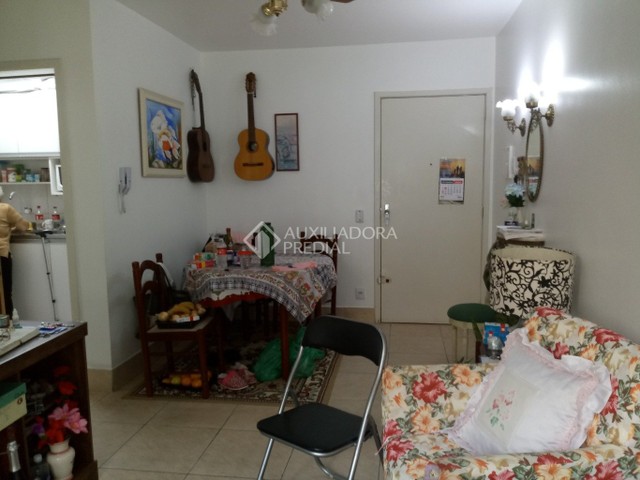 APARTAMENTO 1 DORMITÓRIO, BOX ESCRITURADO E COBERTO E SACADA - Foto 5