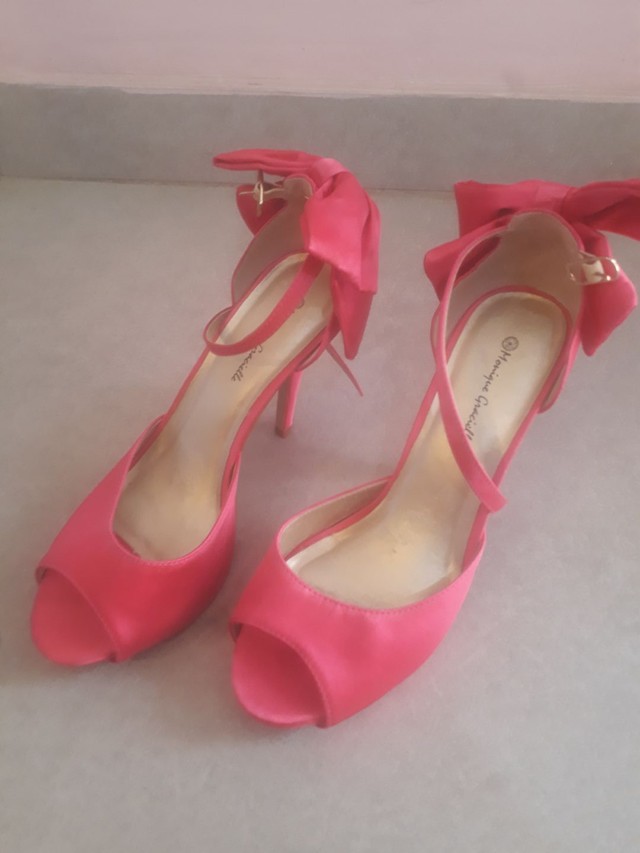 Sandálias lindas. Usada no Casamento. - Roupas e calçados - Campo Grande,  Rio de Janeiro 1012401304 | OLX