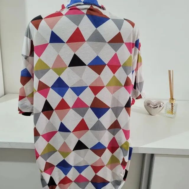 Blusa Feminina marca Lacoste  - Foto 2