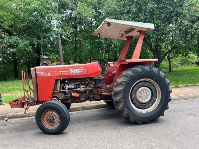 Trator massey Ferguson 275