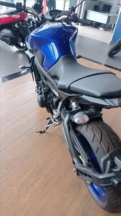 YAMAHA MT-09 MT-09 - Foto 4