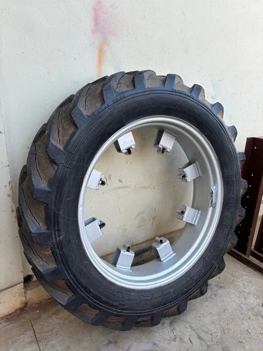 Roda Fina Pulverização Aro cultivo 12.4x36