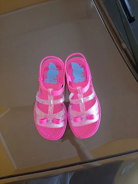 Sandália infantil da Barbie N° 30 nova (Troco por carregador Samsung 25W preto) - Foto 5