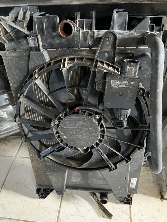 Radiador , eletroventilador onix / prisma 