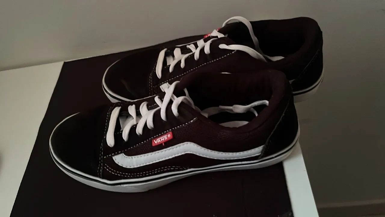 Vans Montes Claros Minas Gerais