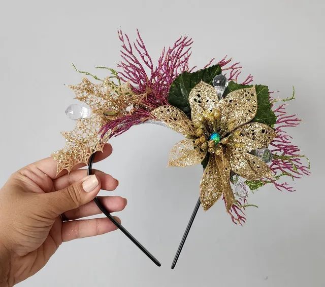Tiara flores com glitter e pedrarias