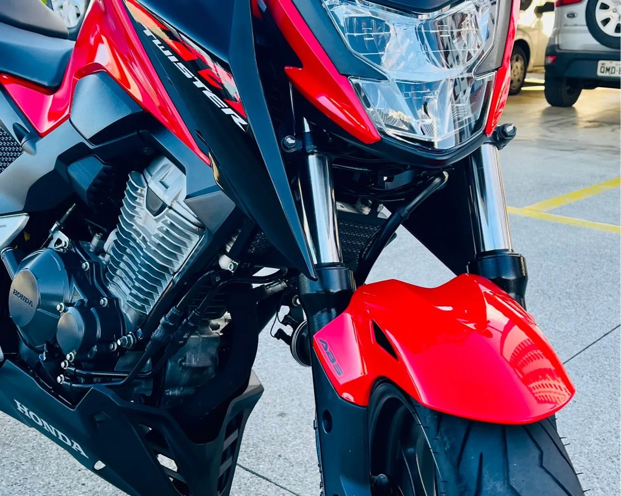 HONDA CB 300F TWISTER ABS - Emplacada 2025 - Foto 13