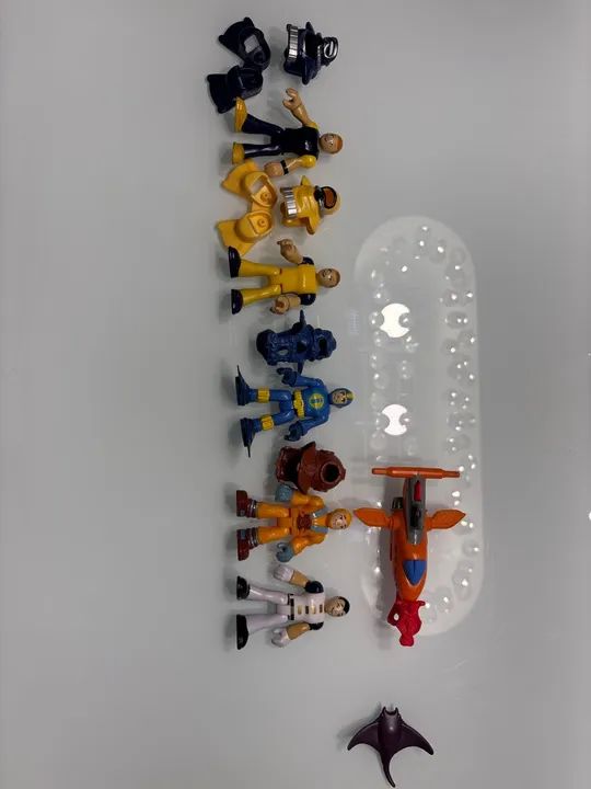 Brinquedos do fundo do mar - Submarino e personagens - Foto 6