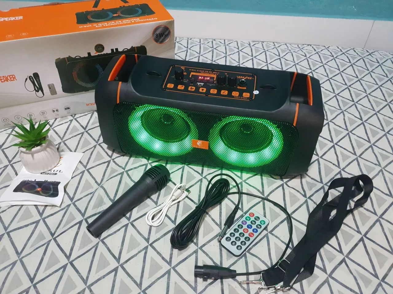 Caixa de Som Bluetooth com Microfone, controle remoto e alça - 16w - 38cm - Foto 3
