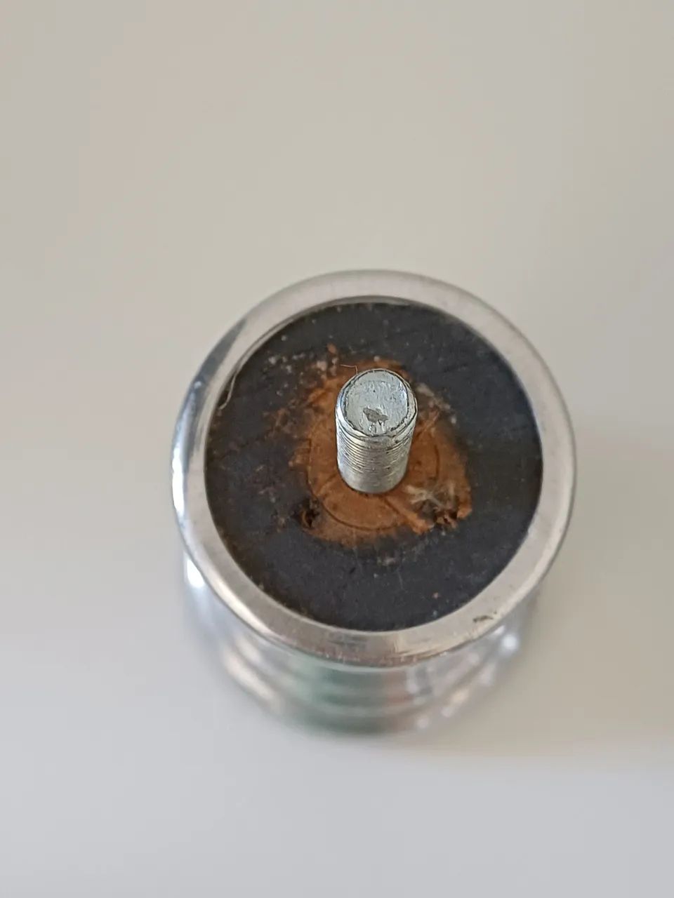 Pezinho de alumínio com 10 cm - Foto 3
