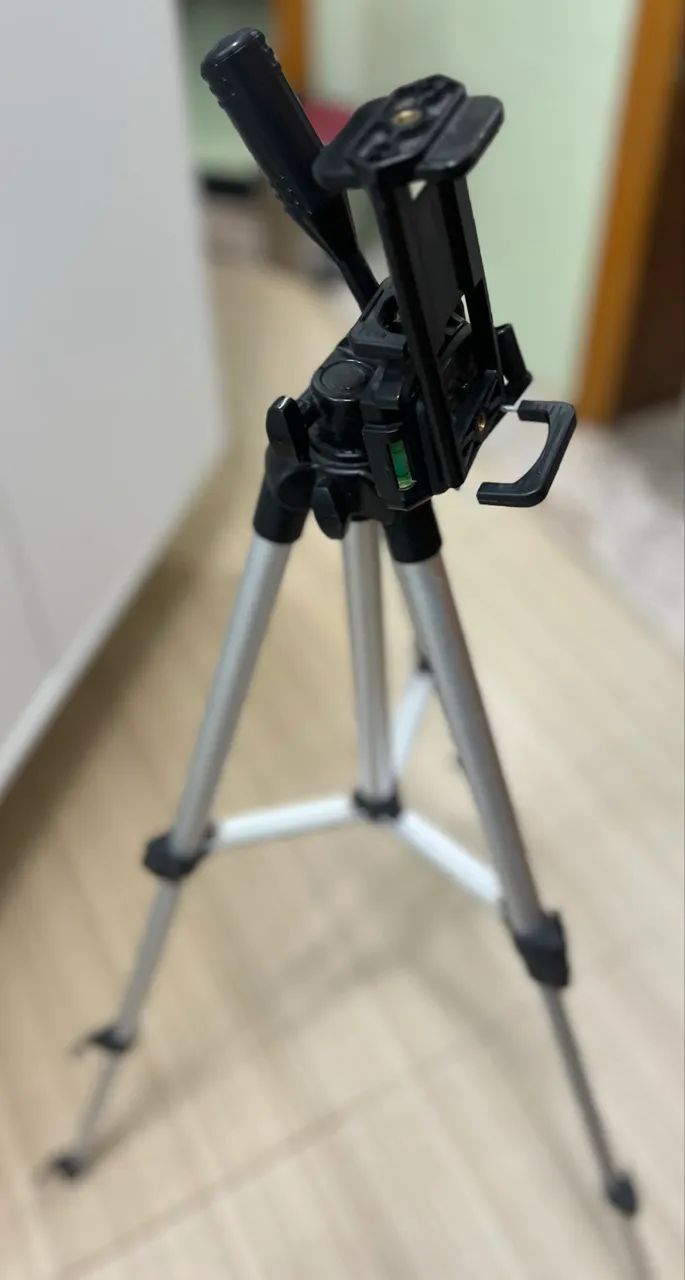 TRIPÊ EM ALUMÍNIO PARA FOTOS PROFISSIONAIS - Quase de Graça. - Foto 3