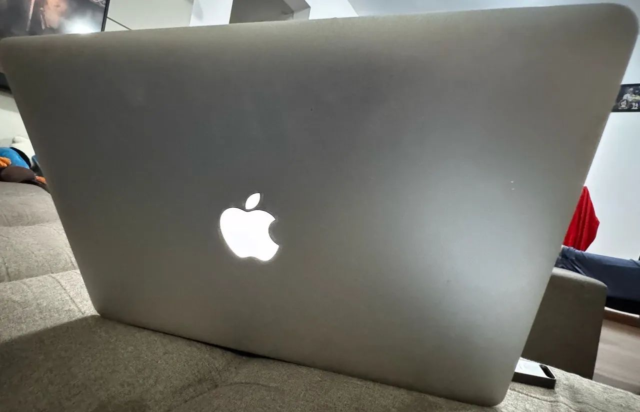 MacBook Air 13.3" 2017 Intel Core i5 5th 8GB 128GB SSD - 152 Ciclos de baterial - Foto 3