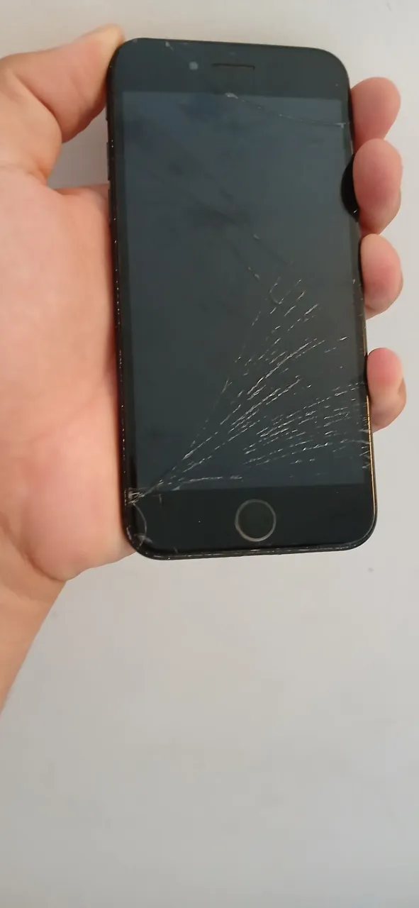 IPhone 7 com defeito