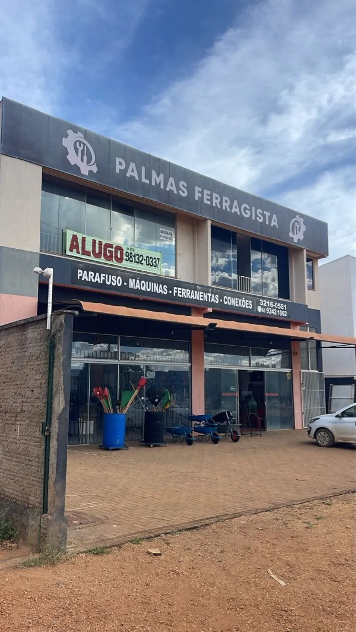 Alugo prédio na 812sul