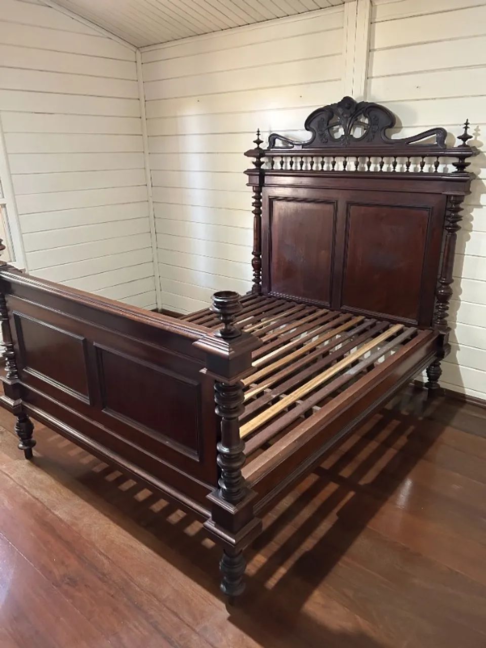 ANTIGUIDADE - CAMA DE CASAL DA ÉPOCA DO IMPÉRIO - RARIDADE - Foto 5