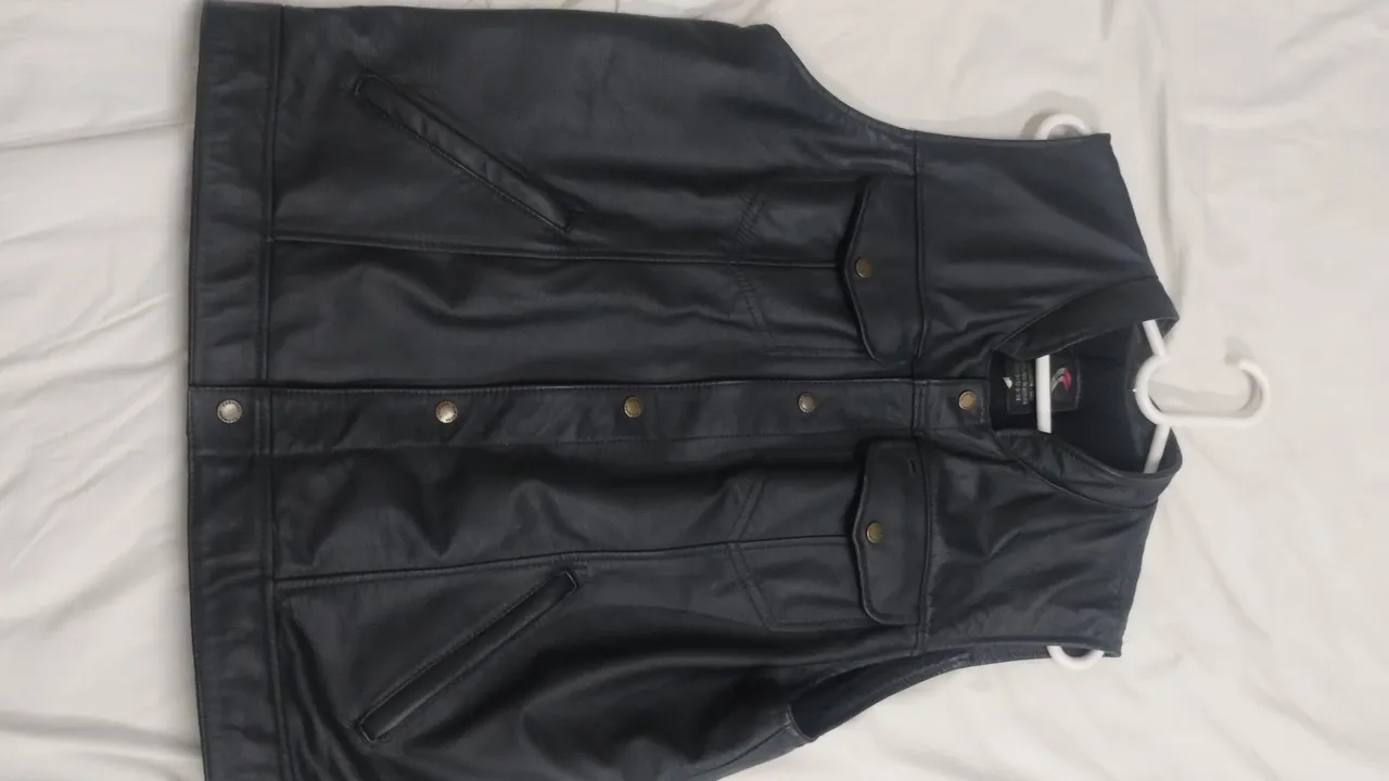 Colete de Couro Preto