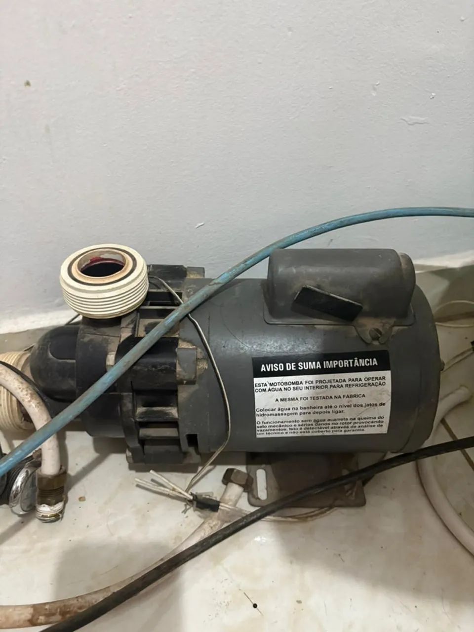 BANHEIRA HIDROMASSAGEM OURO FINO 1.80m X 1.28m COM BOMBA  - Foto 6