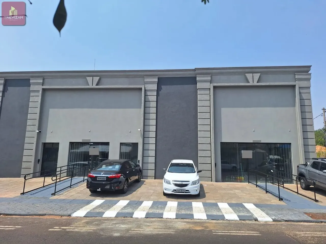 Salão Comercial para Locação no Centro de São José do Rio Preto-SP: 2 Salas, 2 Banheiros,