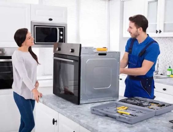 Técnico de cozinha e forno