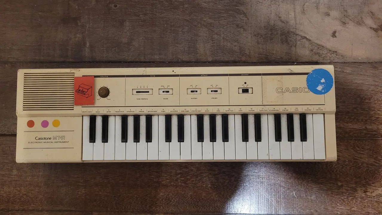 Teclado casiotone branco