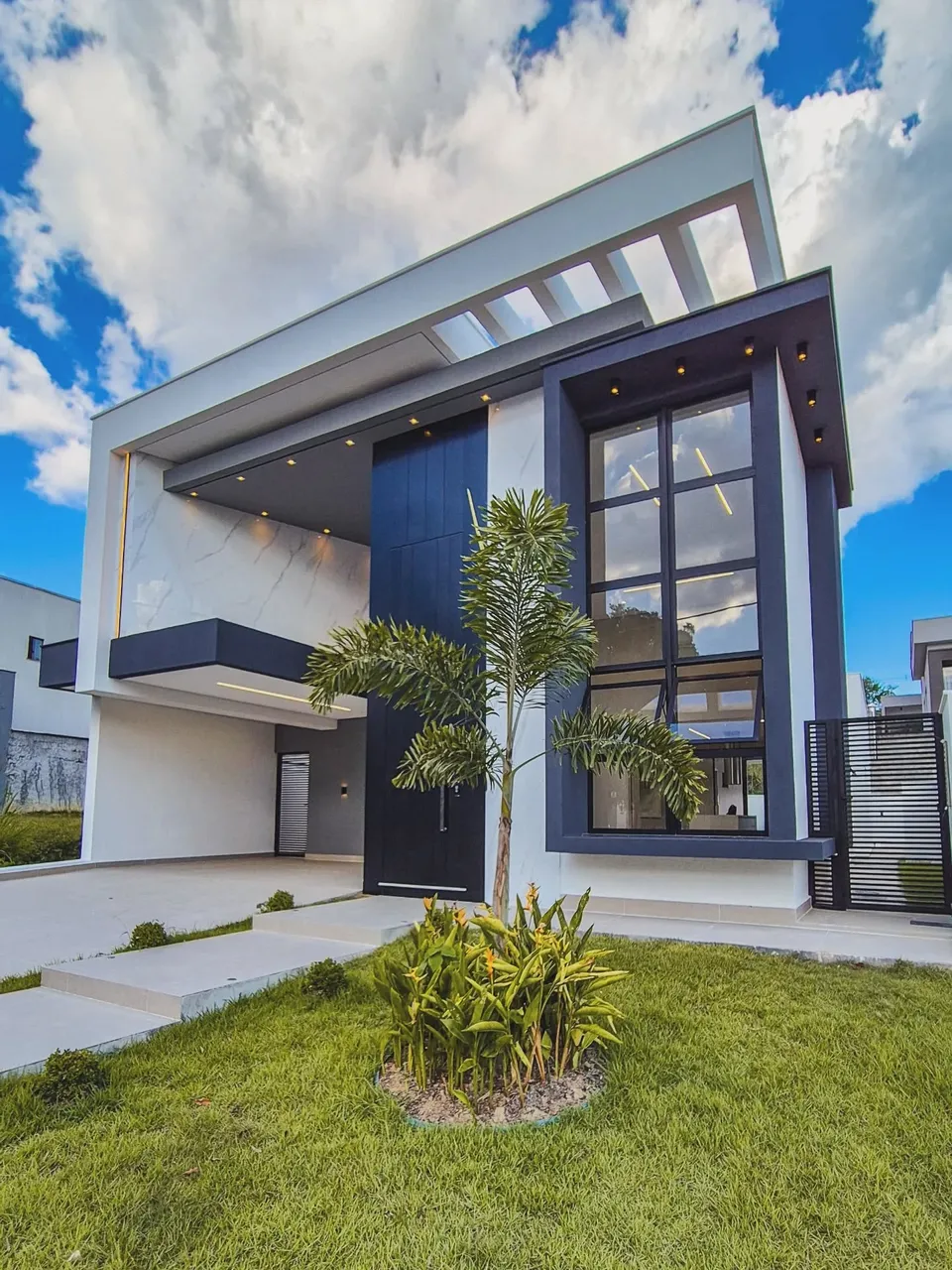 Vendo Casa no Condomínio Alphaville 4/ 3 Suítes/ Aceita Financiamento Bancário
