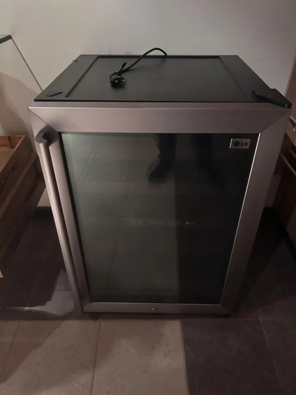 Adega climatizada - 41 garrafas - Foto 2