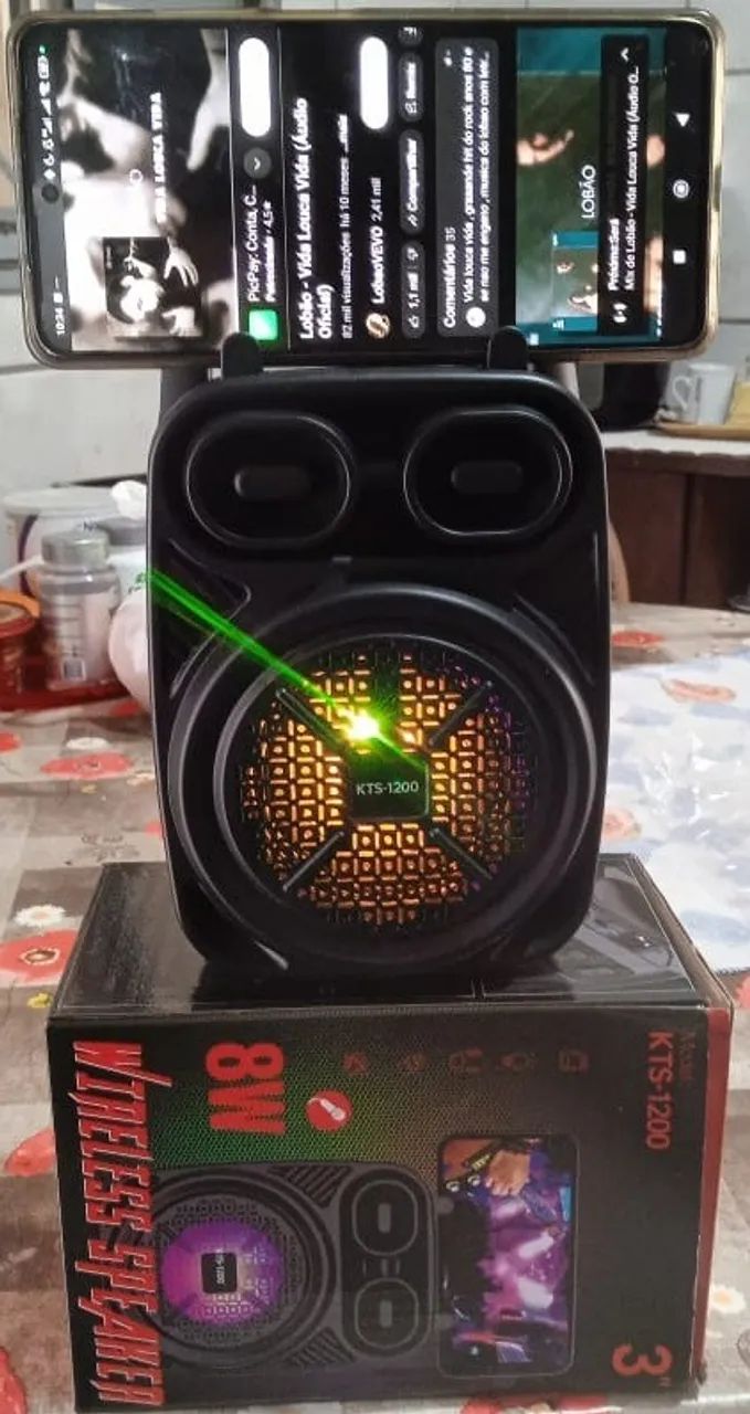 Mini Caixa de Som LED RGB 8W Bluetooth Portátil com Suporte Celular 3 Polegadas 1200mah