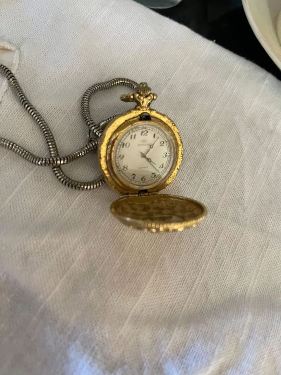 Relógio de Bolso Dourado Mirvaine - Foto 2