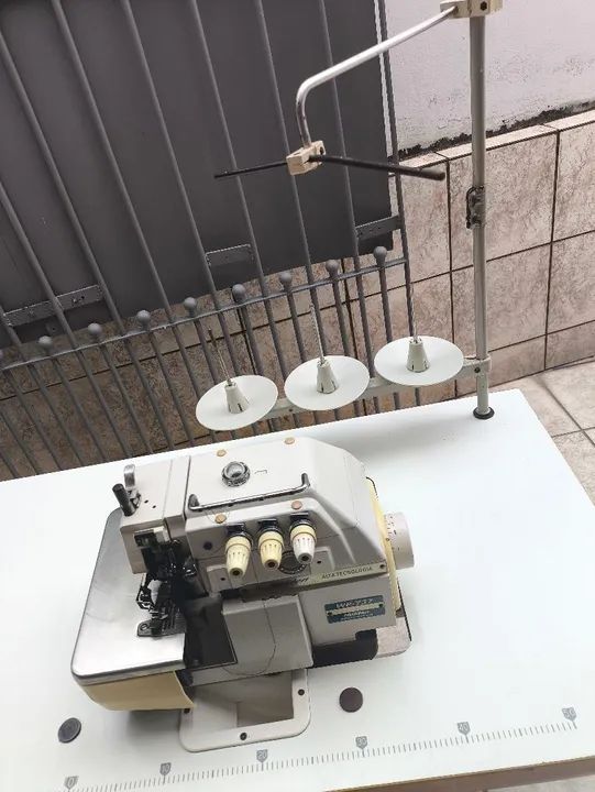Máquina de Costura industrial  - Foto 2