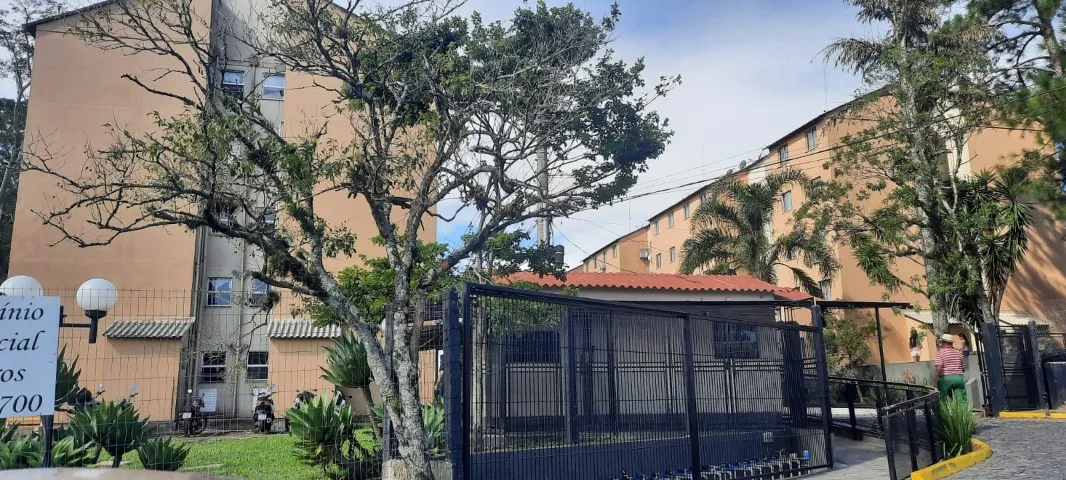  Apartamento na Lomba do Pinheiro de 02 dormitórios com garagem 
