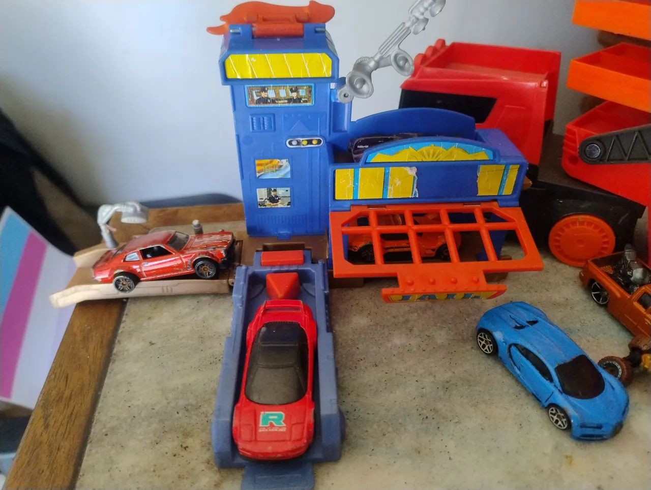 Hot Wheels Coleção de Carrinhos Miniatura Diversos - Foto 2