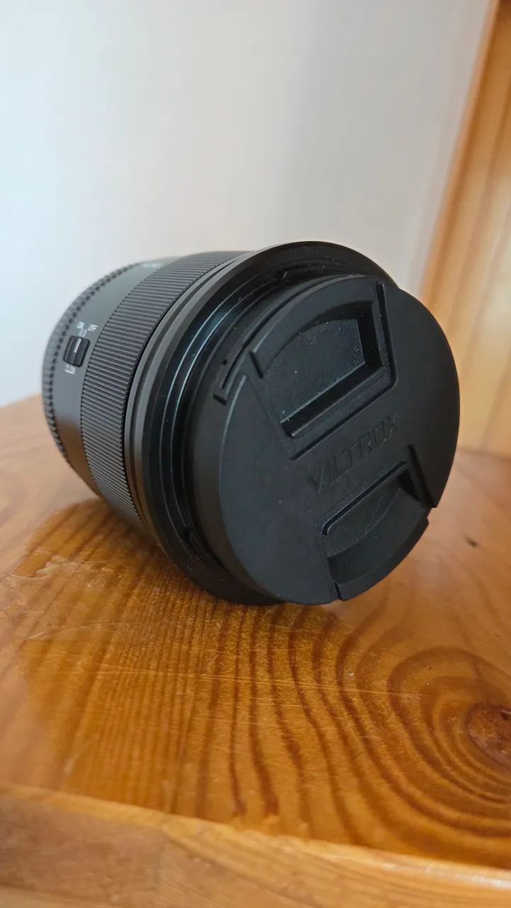 Lente Viltrox Pro 1.2 - Sony E (APS-C) - Foto 2