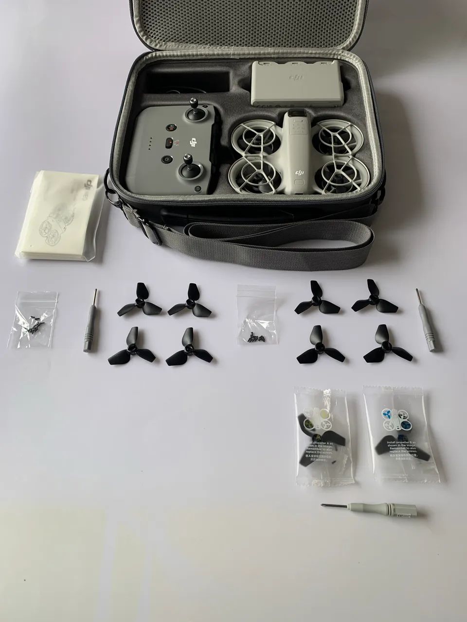 Drone DJI Neo Combo BR, 3 Baterias, Câmera 4K, Anatel - com case - Foto 2
