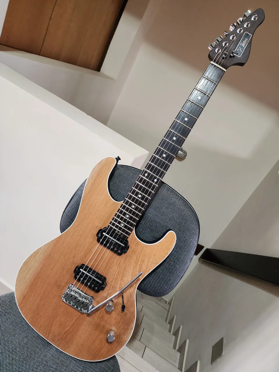 Guitarra Pasteur Stratocaster Custom - Super Strat