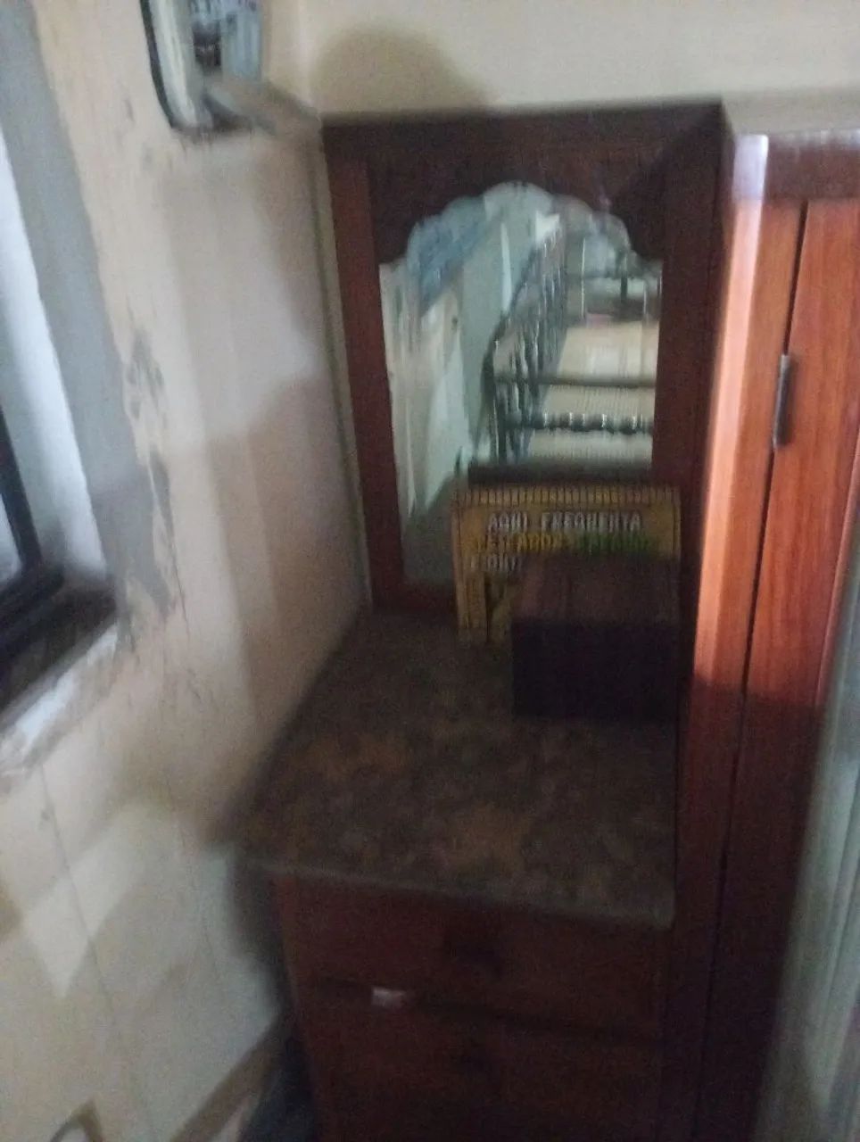 Penteadeira Antiga de Madeira - Foto 2