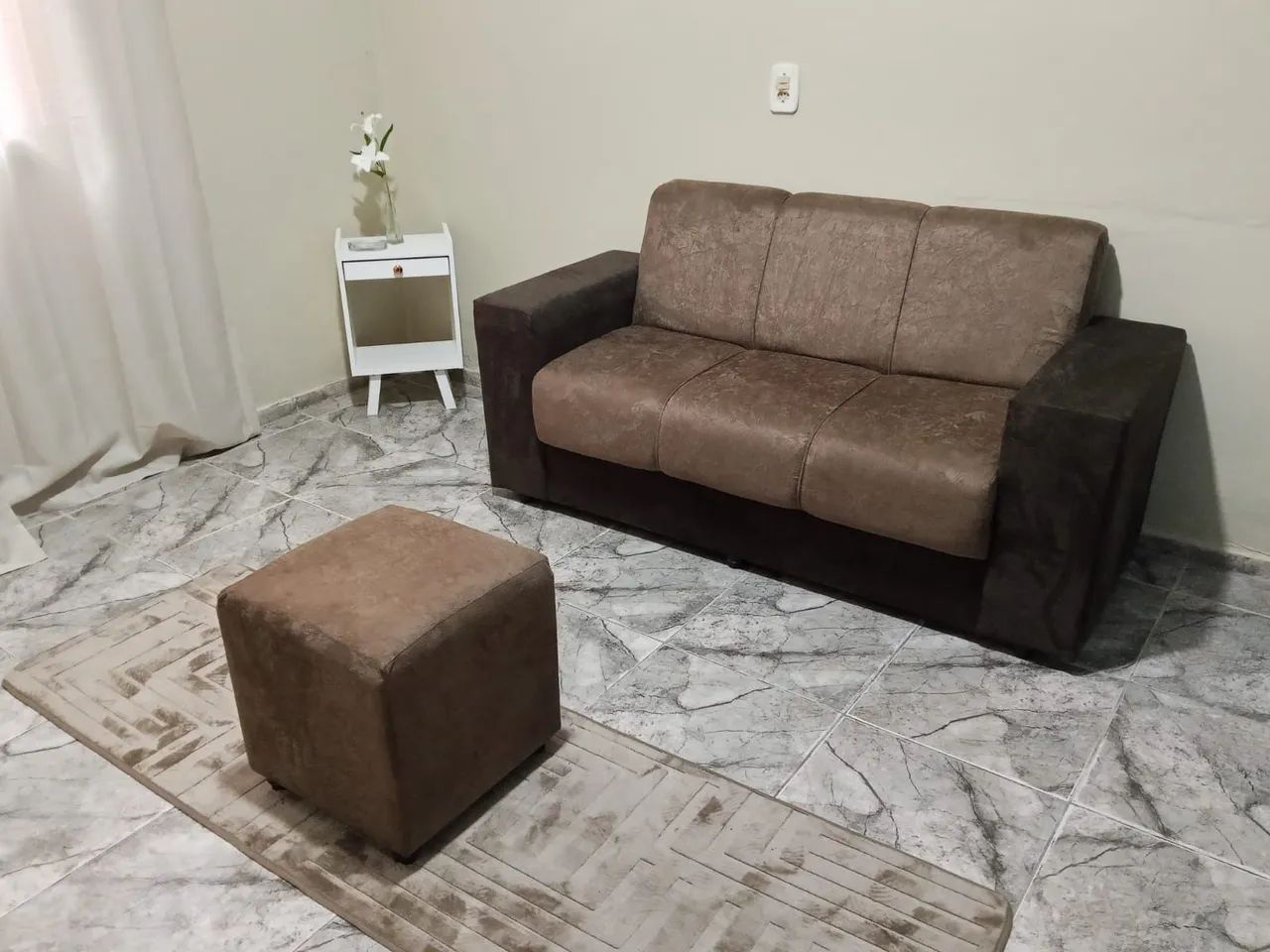 Fábrica de sofás e box - Tudo em preço justo. 