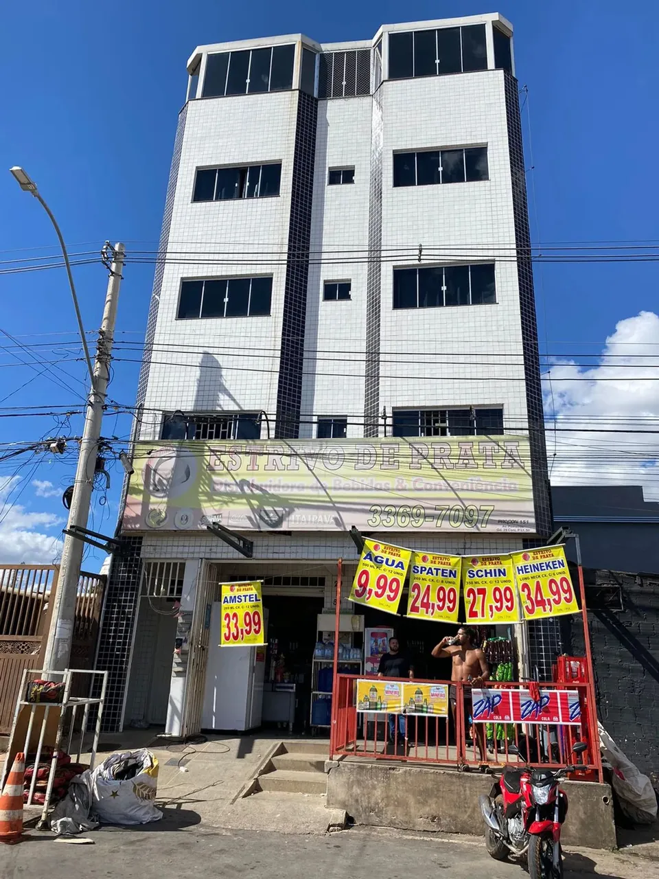 Aluga-se apartamento no paranoá.