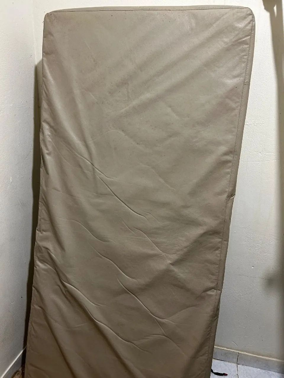 Colchão Solteiro 100% Esponja com Capa - Foto 3