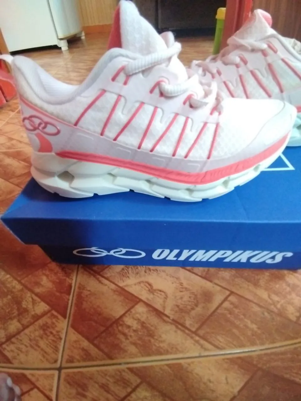 Olympikus Rosa - Conforto e Estilo em Cada Passo