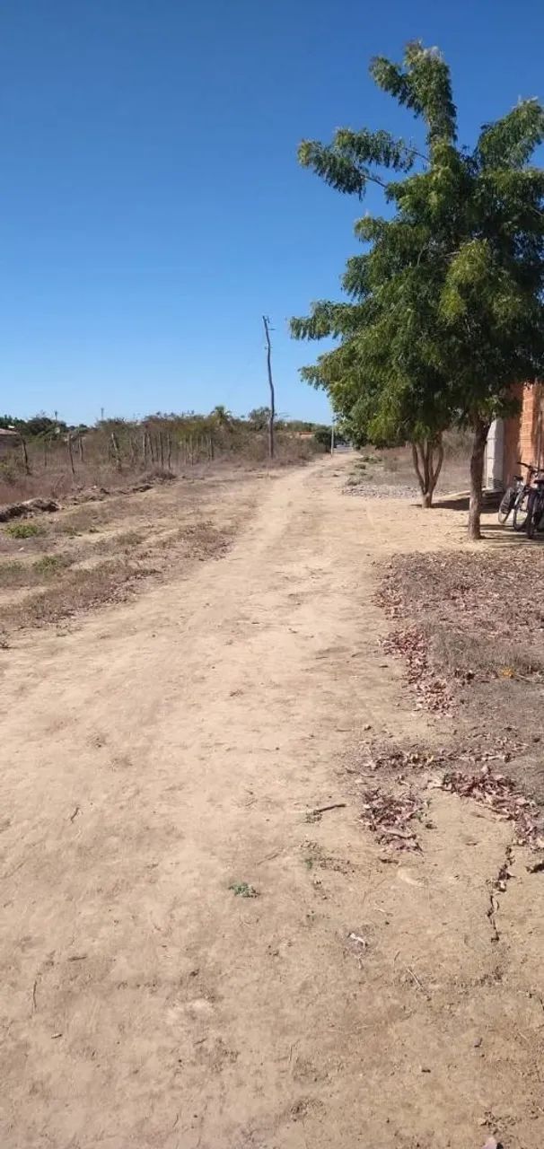 Vende-se ,terreno em Itacarambi Minas gerais, tamanho 11'30 por 30 de comprimento 