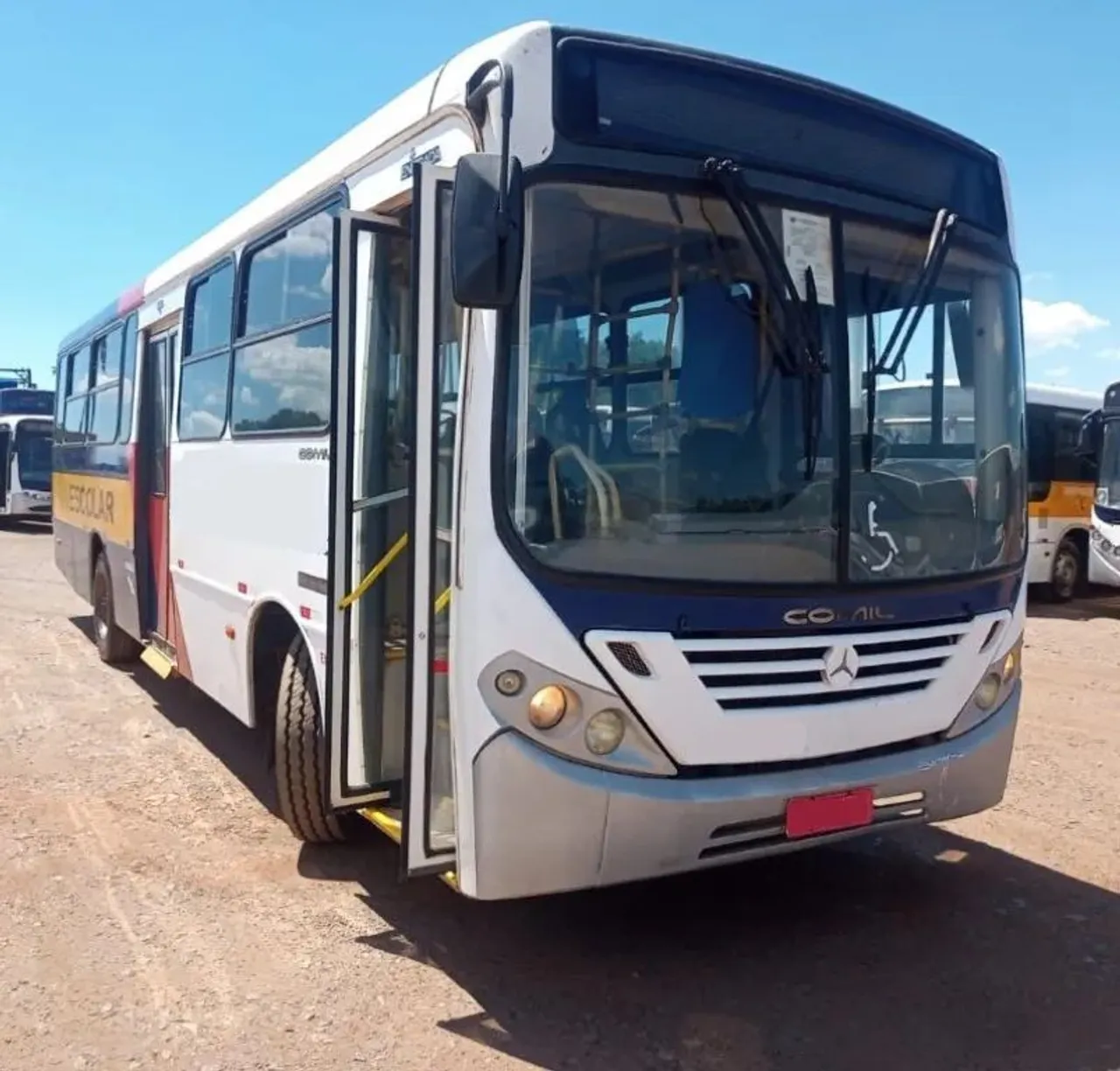 Onibus escolar