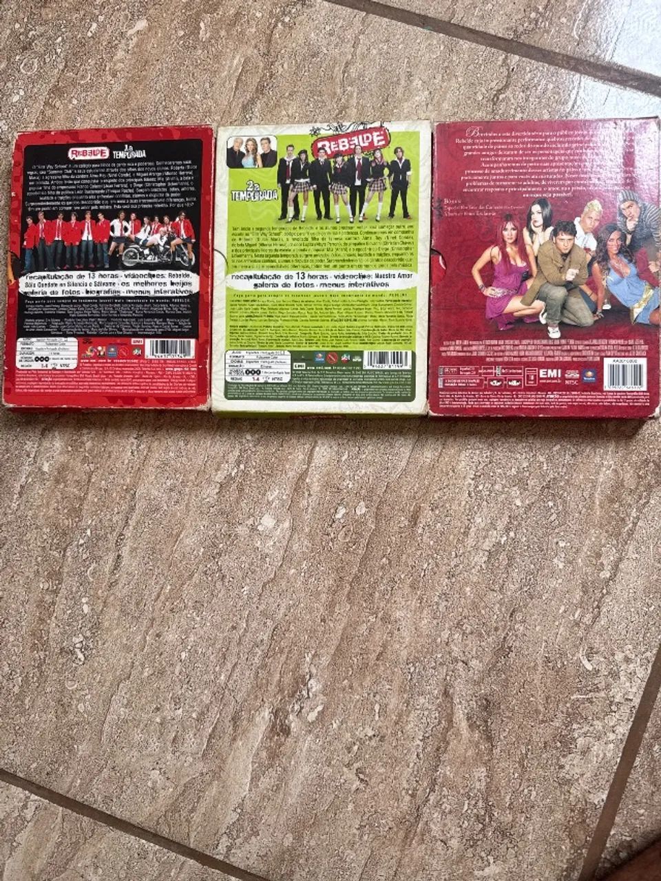 Kit Box DVD Rebelde e RBD La Familia - Foto 2