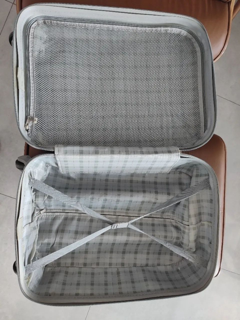 01 Mala Bagagem  10 kg - Faltando 01 das 04 rodas!!  - Vendo ou Troco. - Foto 6