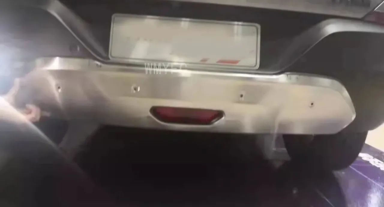 Protetor de parachoques para Chevrolet Tracker 2021-2025 - Foto 5